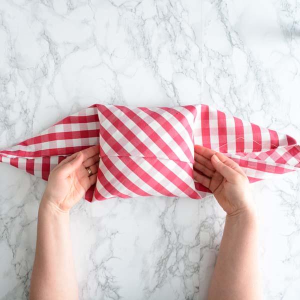 London Craft Club no-sew cushion DIY