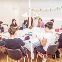 Look at all these knitters