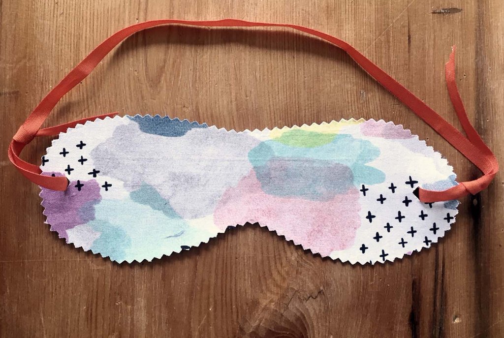 London Craft Club no-sew eye mask free tutorial